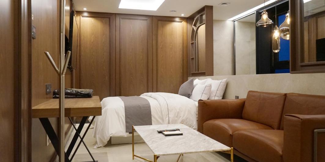Astro Hotel Yongin Ngoại thất bức ảnh