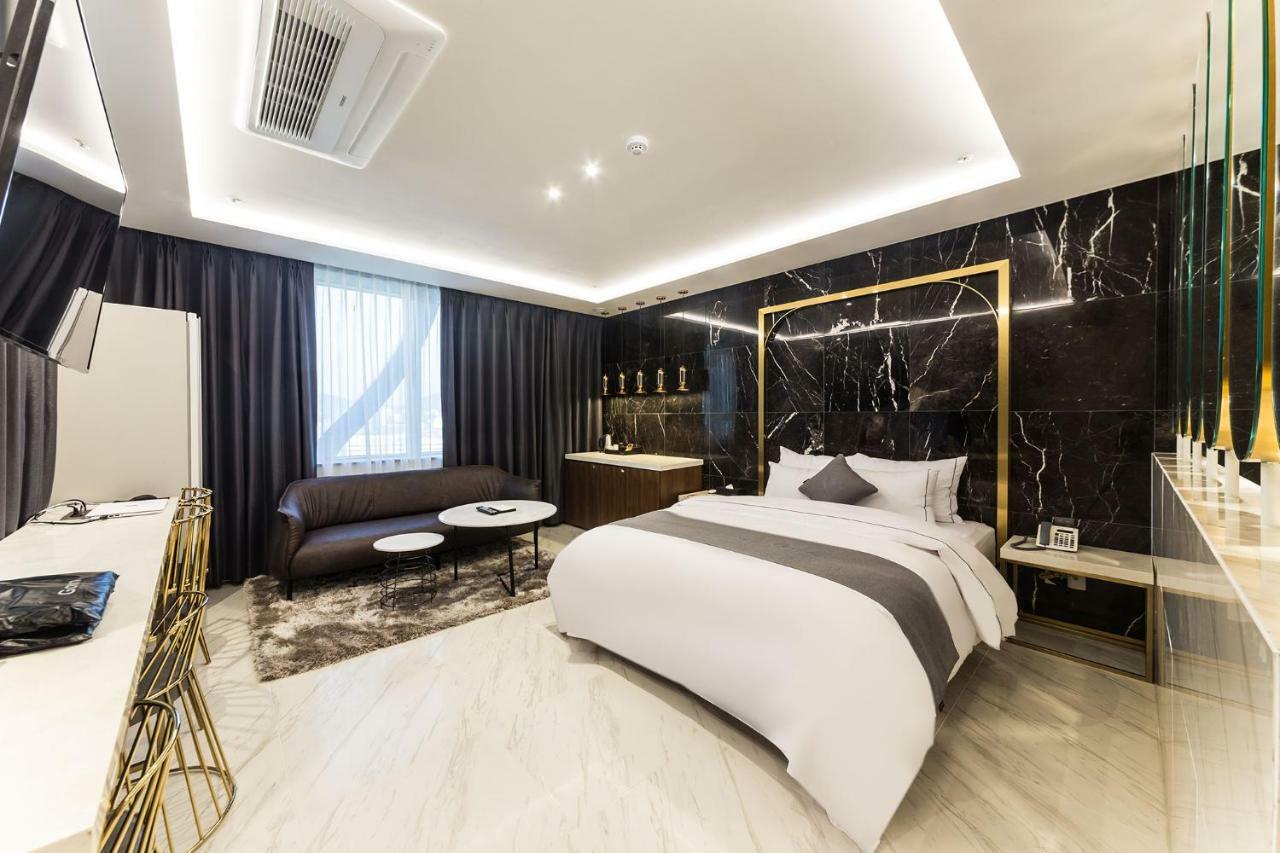 Astro Hotel Yongin Ngoại thất bức ảnh