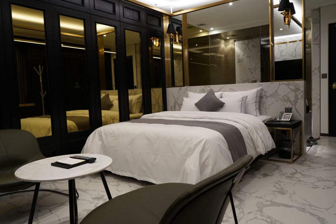 Astro Hotel Yongin Ngoại thất bức ảnh
