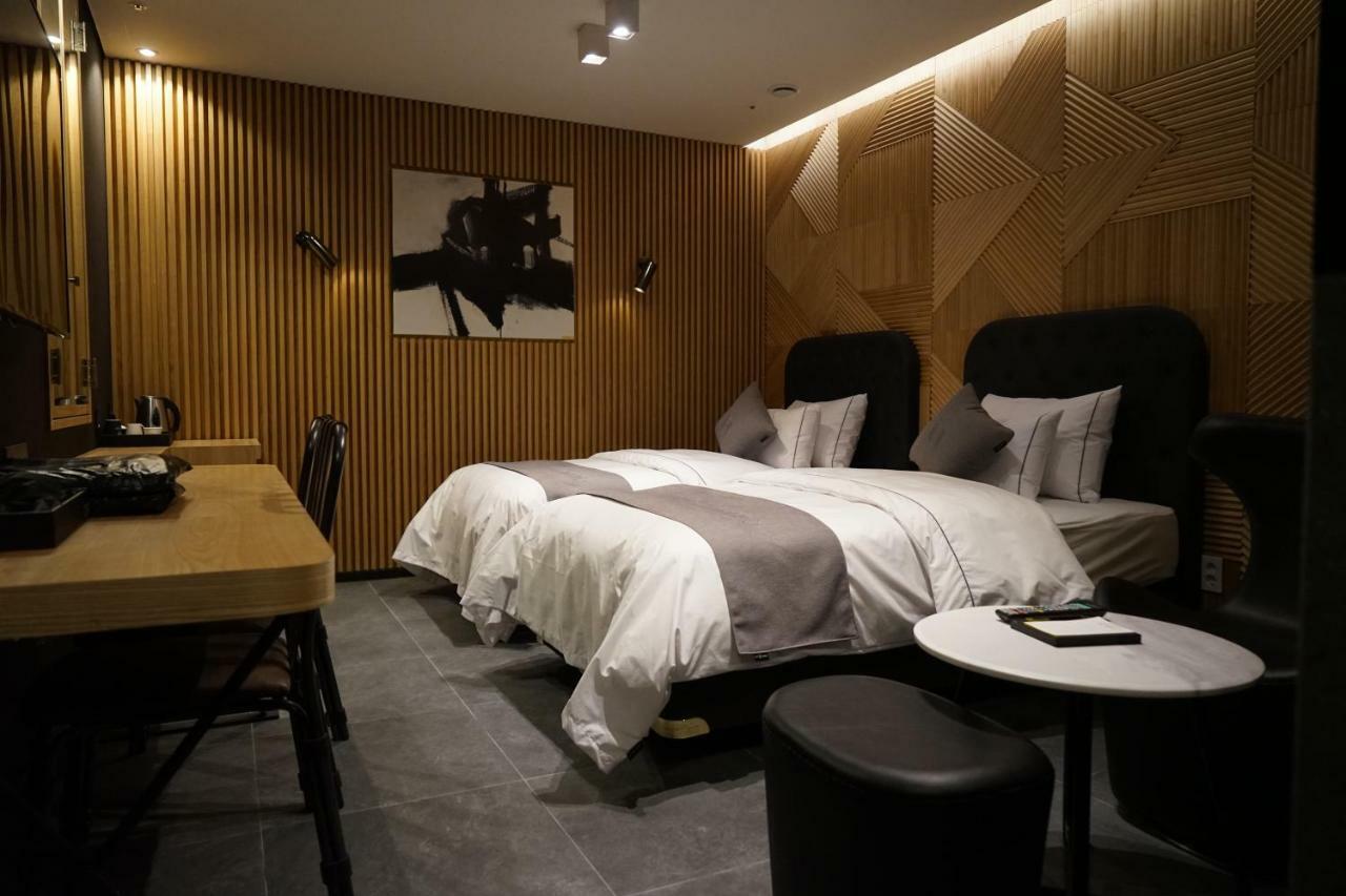 Astro Hotel Yongin Ngoại thất bức ảnh